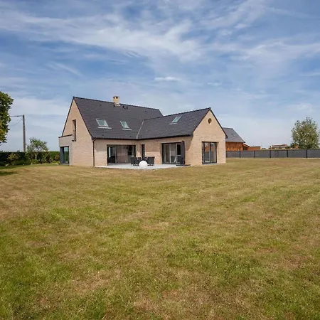 La Fauconniere Holiday home *